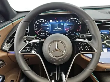 Mercedes-Benz E 300 2024 года за 31 800 000 тг. в Астана – фото 9