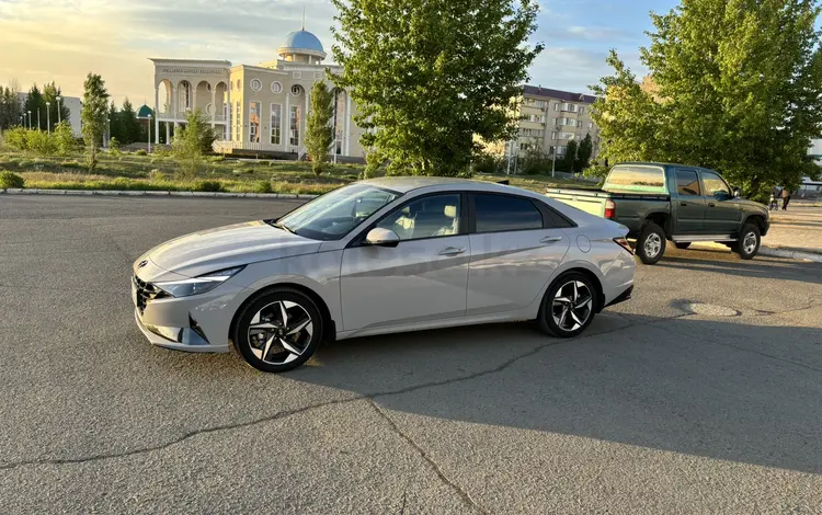Hyundai Elantra 2022 года за 11 000 000 тг. в Уральск