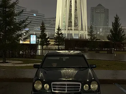 Mercedes-Benz E 200 1997 года за 1 900 000 тг. в Астана – фото 2