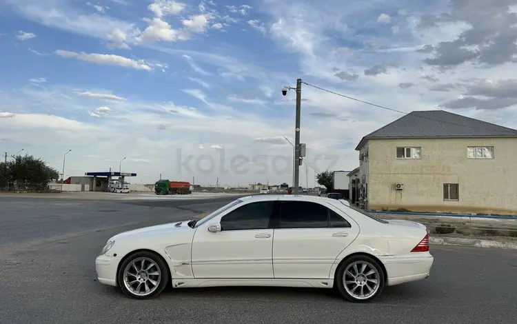 Mercedes-Benz S 500 2004 годаfor7 000 000 тг. в Актау