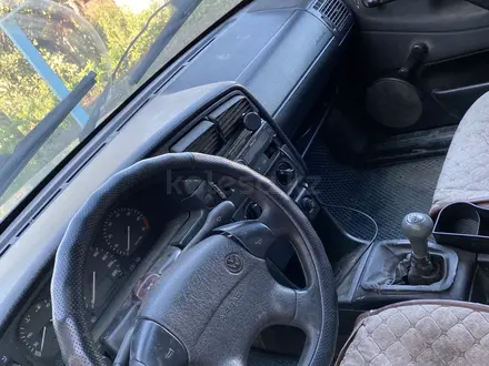 Volkswagen Passat 1995 года за 1 000 000 тг. в Костанай – фото 3