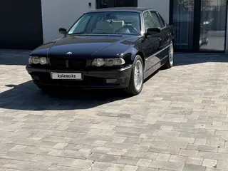 BMW 740
