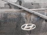 Крышка багажника Hyundai за 130 000 тг. в Костанай – фото 3