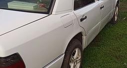 Mercedes-Benz E 260 1990 годаfor1 500 000 тг. в Глубокое – фото 5