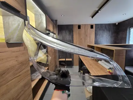 На бмв е60 стекла фар правое и левое за 24 000 тг. в Темиртау – фото 16