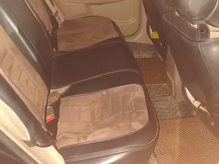 Toyota Camry 2000 года за 2 800 000 тг. в Актобе – фото 4