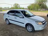 ВАЗ (Lada) Granta 2190 2013 годаүшін3 300 000 тг. в Уральск – фото 3