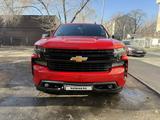Chevrolet Silverado 2021 года за 29 999 999 тг. в Алматы – фото 2