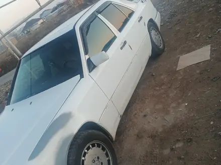 Mercedes-Benz E 200 1992 года за 1 800 000 тг. в Сарыкемер – фото 2