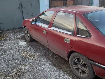 Opel Vectra 1991 года за 650 000 тг. в Караганда – фото 4