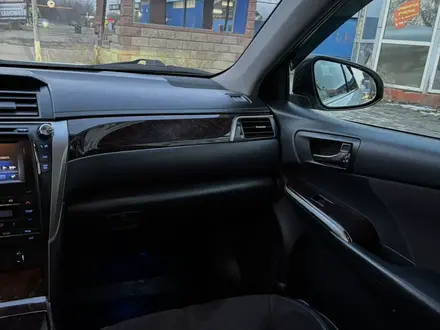 Toyota Camry 2014 года за 10 600 000 тг. в Алматы – фото 17