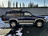 Toyota Hilux Surf 1998 годаүшін3 600 000 тг. в Шымкент – фото 2