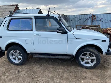 ВАЗ (Lada) Lada 2121 2005 года за 1 300 000 тг. в Уральск – фото 2