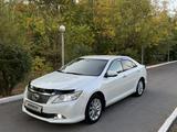 Toyota Camry 2014 года за 9 500 000 тг. в Тараз – фото 2