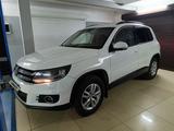 Volkswagen Tiguan 2014 года за 6 000 000 тг. в Актобе – фото 3