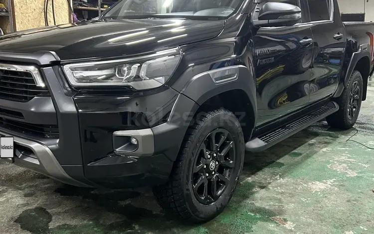 Toyota Hilux 2022 года за 25 000 000 тг. в Алматы