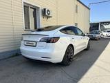 Tesla Model 3 2022 года за 21 000 000 тг. в Караганда – фото 3