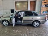 Opel Vectra 1997 года за 1 400 000 тг. в Караганда – фото 3