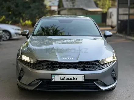 Kia K5 2022 года за 11 500 000 тг. в Алматы