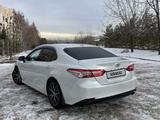 Toyota Camry 2022 года за 17 200 000 тг. в Алматы – фото 4