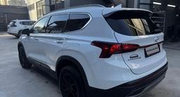 Hyundai Santa Fe 2022 года за 16 000 000 тг. в Уральск – фото 3