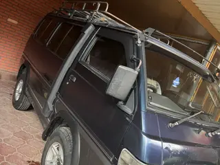 Mitsubishi Delica