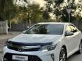 Toyota Camry 2017 годаfor11 850 000 тг. в Алматы