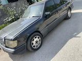 Mercedes-Benz E 200 1992 года за 700 000 тг. в Шымкент – фото 2