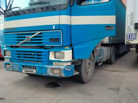 Volvo  FH 1998 года за 14 000 000 тг. в Семей