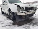 Mercedes-Benz E 230 1996 годаүшін1 750 000 тг. в Усть-Каменогорск – фото 5