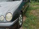 Mercedes-Benz E 230 1996 года за 2 700 000 тг. в Павлодар – фото 3