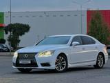 Lexus LS 460 2014 годаfor17 500 000 тг. в Алматы