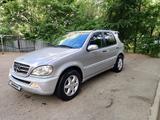 Mercedes-Benz ML 500 2002 годаfor4 150 000 тг. в Алматы