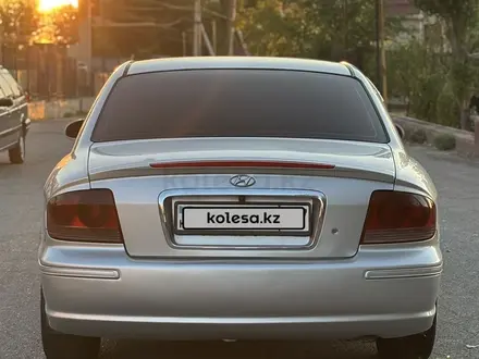 Hyundai Sonata 2003 года за 2 200 000 тг. в Шымкент – фото 2