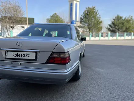 Mercedes-Benz E 280 1993 года за 3 300 000 тг. в Шымкент – фото 11