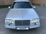 Mercedes-Benz E 280 1993 годаүшін3 300 000 тг. в Шымкент – фото 4