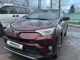 Toyota RAV4 2018 года за 11 500 000 тг. в Усть-Каменогорск – фото 2