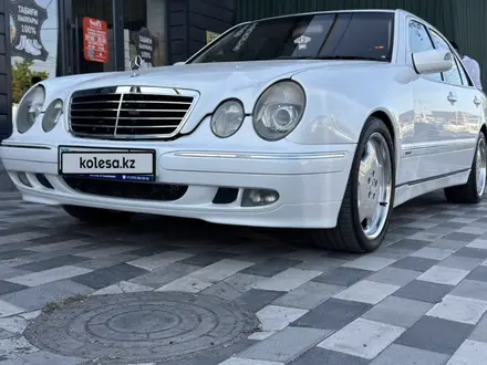 Mercedes-Benz E 320 2000 года за 6 000 000 тг. в Шымкент