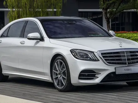 Стекло на Фары Mercedes W222/Мерседес за 30 000 тг. в Астана