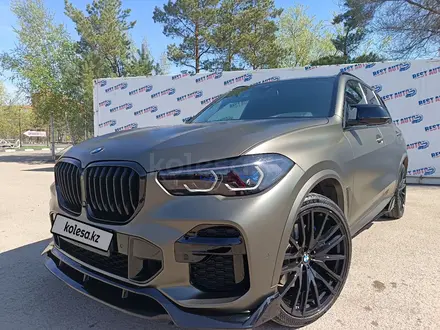 BMW X5 2021 года за 39 000 000 тг. в Костанай