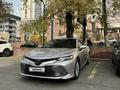 Toyota Camry 2019 годаfor13 800 000 тг. в Алматы – фото 2