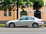 Mercedes-Benz C 55 AMG 2004 годаүшін12 700 000 тг. в Алматы – фото 4