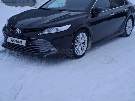 Toyota Camry 2019 года за 14 650 000 тг. в Семей – фото 6