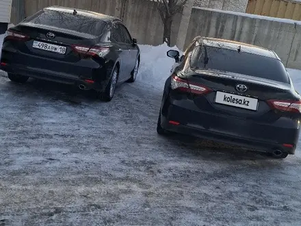 Toyota Camry 2019 года за 14 650 000 тг. в Семей – фото 10