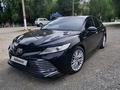 Toyota Camry 2019 года за 14 650 000 тг. в Семей – фото 17