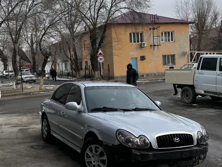 Hyundai Sonata 2004 года за 3 100 000 тг. в Туркестан – фото 2