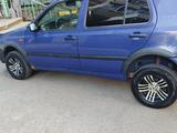 Volkswagen Golf 1996 года за 1 400 000 тг. в Астана – фото 3