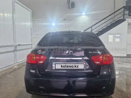 Hyundai Elantra 2010 года за 3 500 000 тг. в Актобе – фото 3