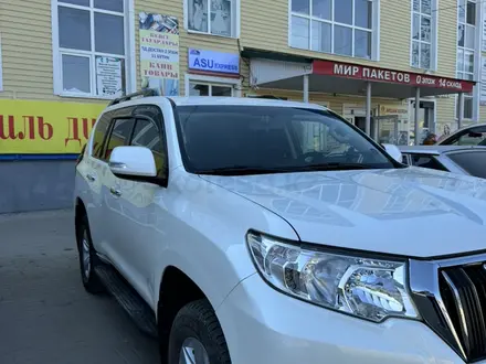 Toyota Land Cruiser Prado 2018 года за 19 500 000 тг. в Актобе – фото 2