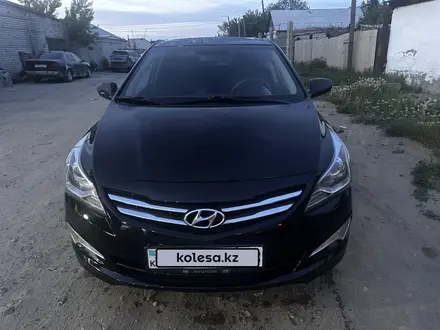 Hyundai Solaris 2015 года за 4 400 000 тг. в Семей – фото 2